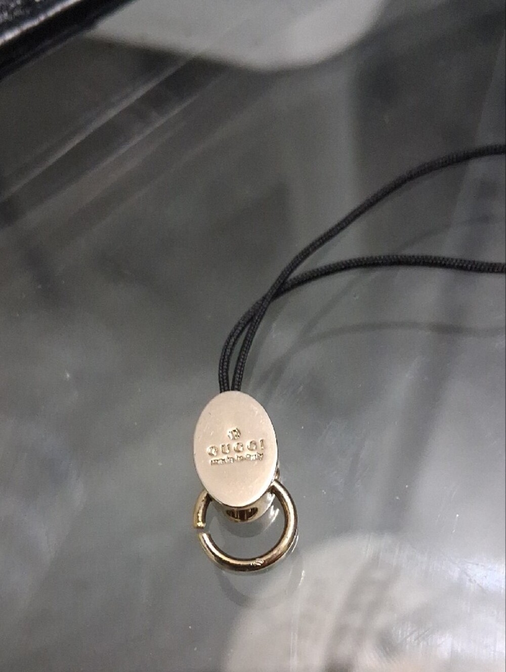 Gucci gold-tone Vintage Cell Phone Lanyard - Picture 4 of 4